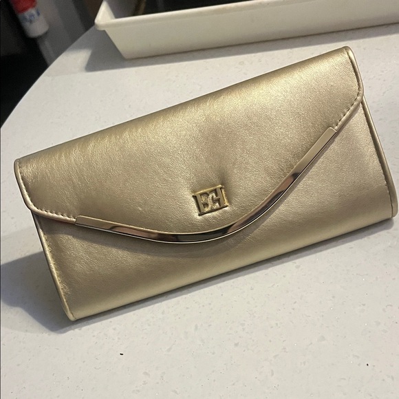 Escada beauty  Gold Clutch  gwp - Picture 1 of 9